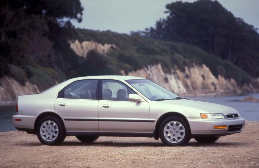  Honda Accord 1994 года  (US) (фото 3 из 19)